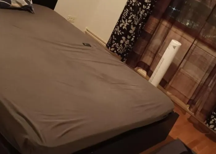 Private In Sharing * Vanda